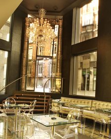Glass Bar - Urban Hotel - Madrid