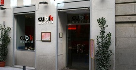 Cubik Cubik